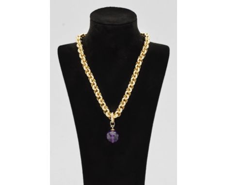 Collier mit dekorativem Amethystkugel-Anhänger Gelbgold, gest. 750. Große Erbsen-Gliederkette mit Federringschließe, besetzt 