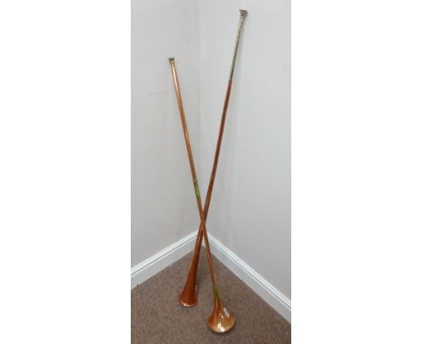 Two copper and brass hunting horns (2)   Condition Report   Click here for further images, condition, auction times & deliver