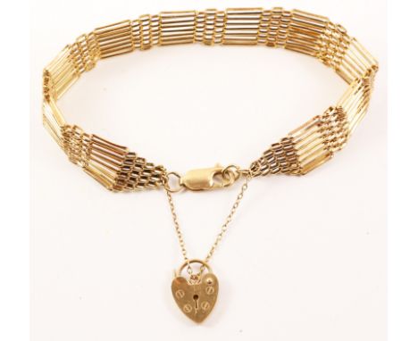 9ct gold seven bar gate bracelet with padlock clasp hallmarked approx 9.7gm   Condition Report   Click here for further image