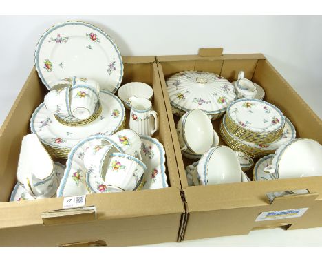 Spode 'Trapnell Sprays' pattern dinner and teaware comprising eight dinner plates, eight salad plates, seven soup dishes and 