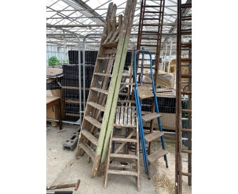 AN ASSORTMENT OF VARIOUS LADDERS TO INCLUDE STEP LADDERS ETC