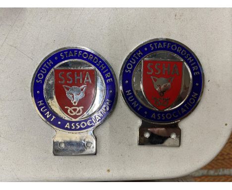 TWO ENAMEL, SOUTH STAFFORDSHIRE HUNT AUTOMOBILE BUMPER PLAQUES