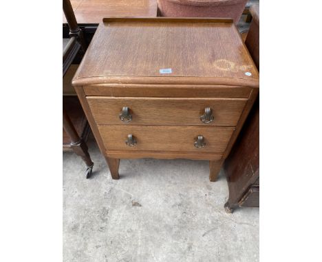 A MID 20TH CENTURY OAK LEBUS CHEST OF TWO DRAWERS, 24" WIDE