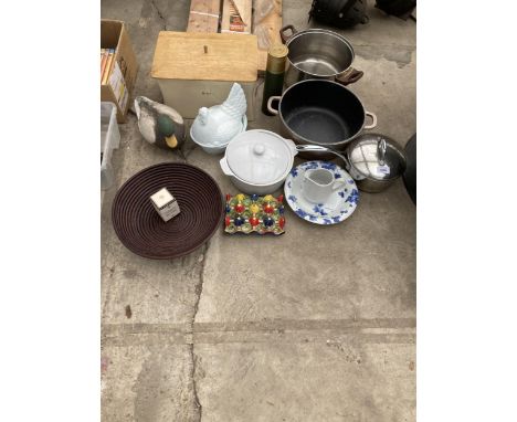 AN ASSORTMENT OF KITCHEN ITEMS TO INCLUDE TWO EGG CROCKS, PANS AND A JACK PYKE FLASK ETC