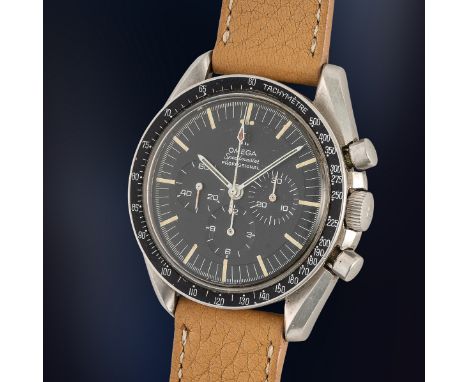 A GENTLEMAN'S SIZE STAINLESS STEEL OMEGA SPEEDMASTER PROFESSIONAL CHRONOGRAPH WRIST WATCH CIRCA 1967, REF. ST 145.012-67  Mov