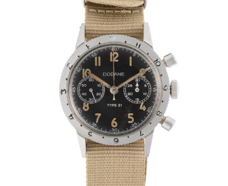 A GENTLEMAN'S STAINLESS STEEL FRENCH MILITARY DODANE TYPE 21 PILOTS FLYBACK CHRONOGRAPH WRIST WATCH CIRCA 1970Movement: Manua