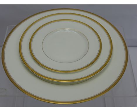 A Small Quantity of Royal Worcester 'Viceroy' Porcelain, comprising six dinner plates, six fish plates, six side plates and s