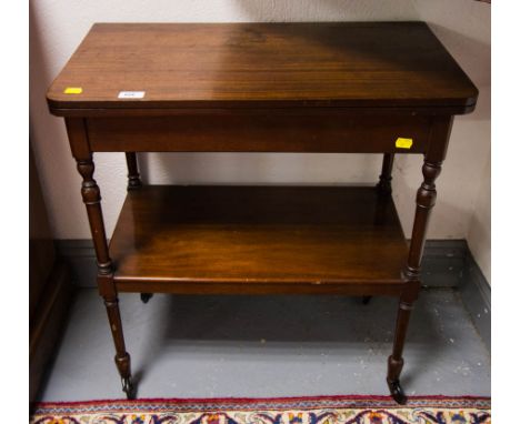 MAHOGANY FOLD OVER CARD TABLE