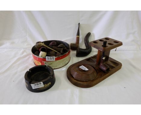Large group of old tobacco pipes incl. clay pipes, a pipe stand & a Marlboro ashtray