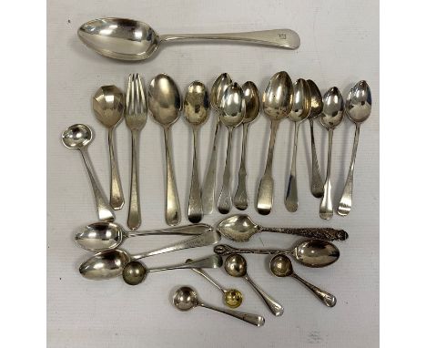 Assorted silver teaspoons, salt spoons, a silver plated tablespoon&nbsp;and a fork, 11.5toz. approx. in total&nbsp;