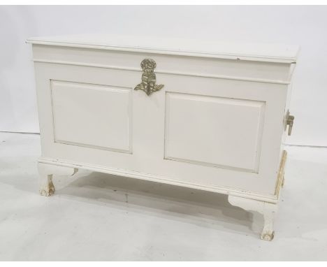 20th century white painted trunk on claw and ball feet, 98cm wide 