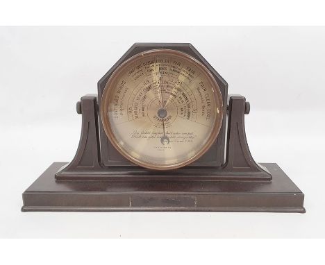 20th century Yeates & Son Ltd of Dublin table-top barometer in bakelite frame 