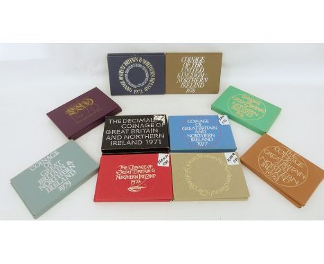 Box of assorted coinage to include coinage of Northern Ireland from the 1970's in sets, crowns, etc