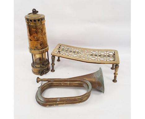 Brass miner's lamp, brass trivet and bugle (3) 