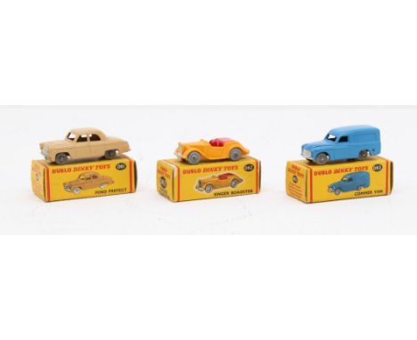 Dinky: A collection of three boxed Dublo Dinky Toys, to comprise: Ford Prefect, 061, tan; Singer Roadster, 062, yellow with r