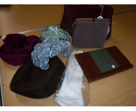 A box containing assorted vintage hats / hair pieces, to include a Hill green raffia style confection, bearing label "Made in