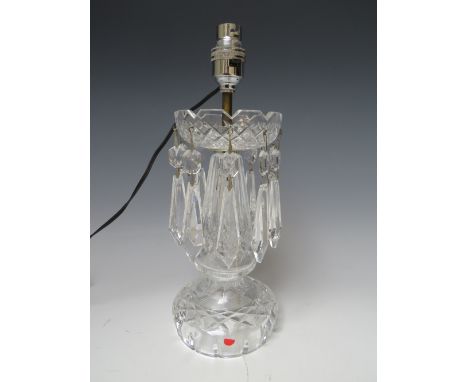 A SINGLE WATERFORD CRYSTAL LUSTRE TABLE LAMP, with ten glass droppers, lustre H 23 cm, overall H 30 cm