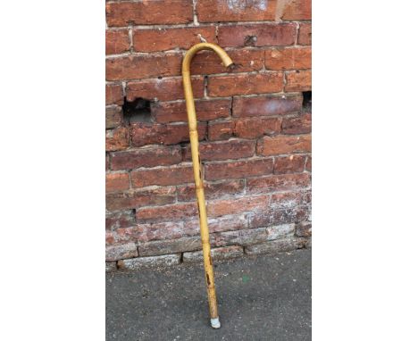 A BAMBOO HORSE MEASURING WALKING STICK, H 94 cm 