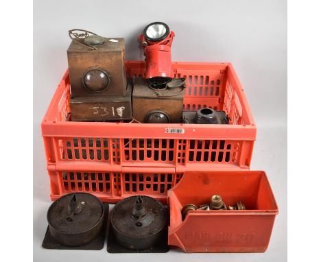 A Collection of Various Railway Lamp Parts, Burners, Bodies Etc 