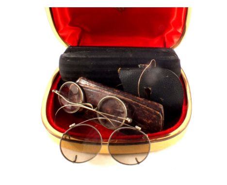 Various vintage spectacles