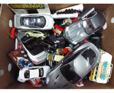 Diecast - a lot to include a large quantity of unboxed diecast model motor vehicles to include Oxford Diecast, Corgi, Lledo, 