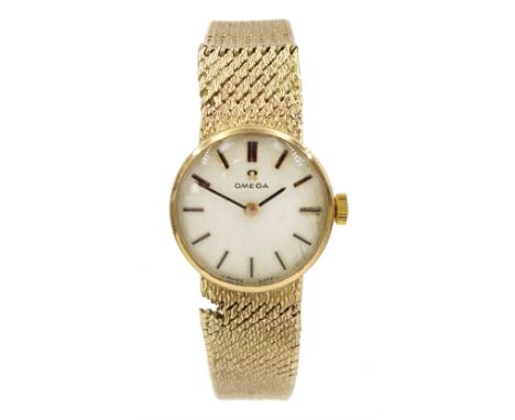Omega ladies 9ct gold manual wind wristwatch, Cal. 620, Birmingham 1973, on 9ct gold mesh bracelet, hallmarked Condition Repo