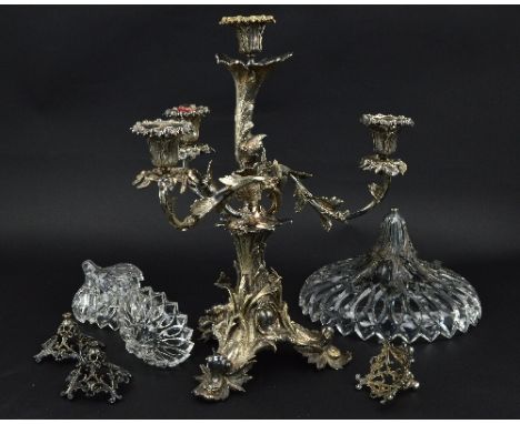 A VICTORIAN STYLE SILVER PLATED INTERCHANGEABLE FOUR LIGHT CANDELABRUM/EPERGNE, of foliate design, the four candleholders wit