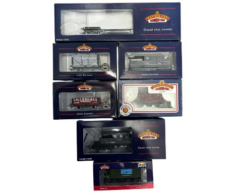 A mixed lot of various boxed Bachmann 00 gauge rolling stock