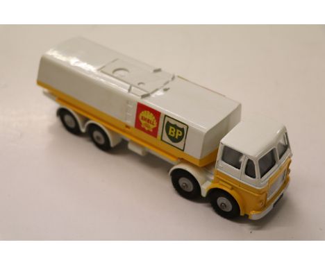 Boxed Dinky 944 Shell BP Fuel Tanker with windows in excellent condition, box gd with small area of damage to box graphic and