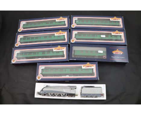 Seven boxed Bachmann OO gauge items of rolling stock to include 34526 x 2, 34501 x 3, 34500 & 39078 plus a Hornby OO gauge Si