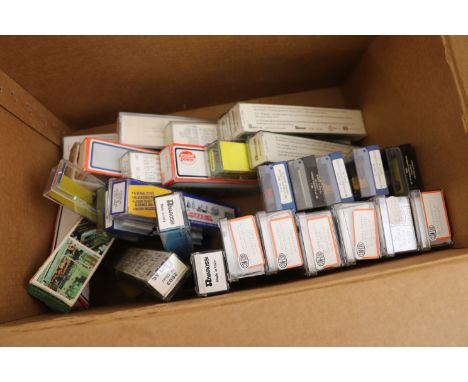30 Cased/boxed N gauge model railway items of rolling stock (coaches) to include Rivarossi, Atlas, Kato, Con-Cur, Bachmann et