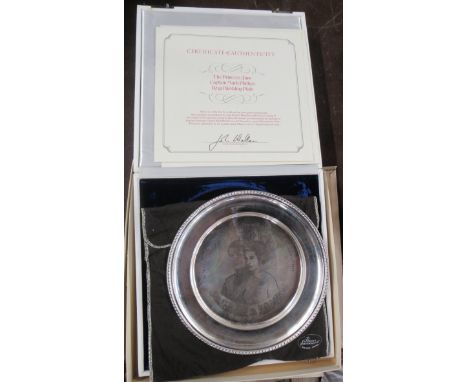 A silver commemorative dish, commemorating the wedding of Princess Anne and Captain Mark Phillips, weight 9oz, boxed with cer