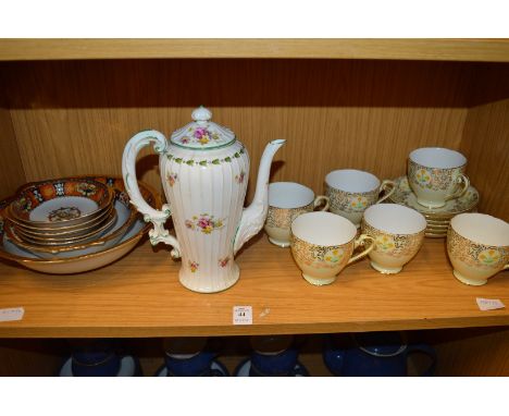A Worcester coffee pot and other decorative china.