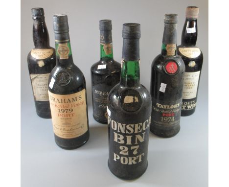 A collection of vintage port to include; Croft's vintage 1945 bottled 1947 x 2, Taylor's late bottled vintage 1974, Fonseca B
