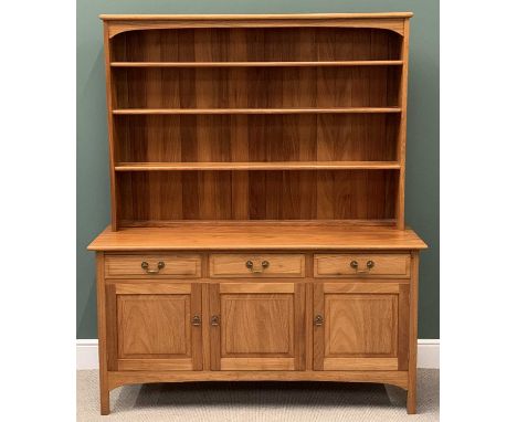 MODERN LIGHT OAK DRESSER, quality example having a three shelf rack over a base of three drawers and three cupboard doors, 19