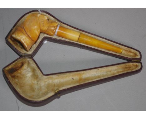 Vintage Meerschaum tobacco pipe carved bowl in form of dog's head (mouthpiece chipped.) In fitted case.