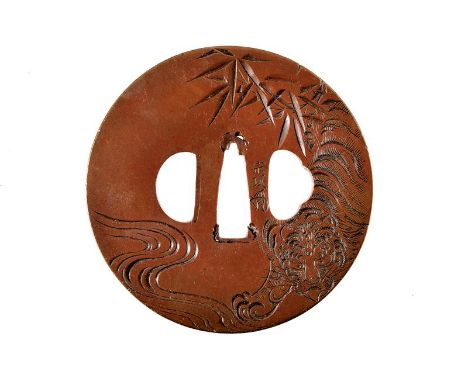 dating: Period (1603-1867) provenance: Japan, Made of maru-gata copper, katagiri-bori, maru-mimi. Finely engraved with beauti