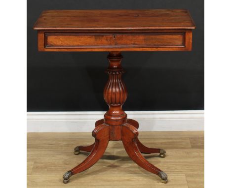 A 19th century mahogany lamp table, rounded rectangular top with moulded edge above a single double-access frieze drawer, tur