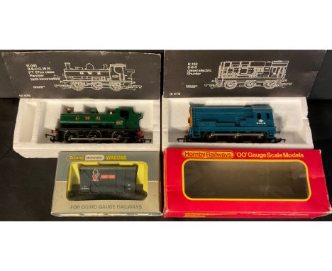 Toys, Trains, OO Gauge comprising Hornby Railways R.152 0-6-0 diesel shunting locomotive, D3035, boxed; R.041 0-6-0 GWR PT 57