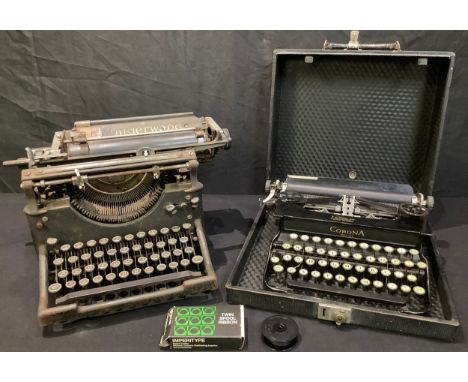 An Underwood typewriter; a Corona portable typewriter in carry case (2) 