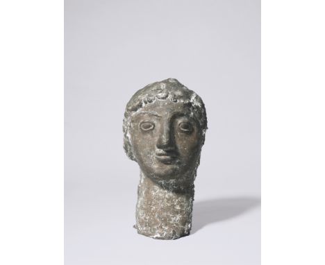 Toni Stadler (1888 – München – 1982). „Mädchenmaske“. Um 1956Bronze, gussrau.  34&nbsp;×&nbsp;18,5&nbsp;×&nbsp;16&nbsp;cm (13