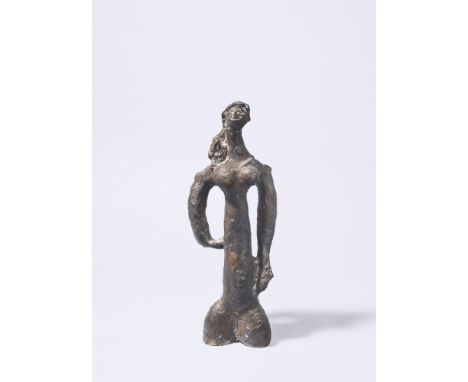 Toni Stadler (1888 – München – 1982). Weiblicher Torso mit Kopf. 1960er-JahreBronze, gussrau.  37,5&nbsp;×&nbsp;14&nbsp;×&nbs