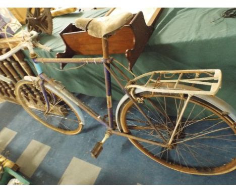 A Vintage Gents Racing Bike. 