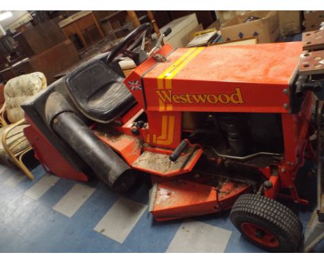 A Westwood Garden Mower Tractor (For Spares and Repairs).