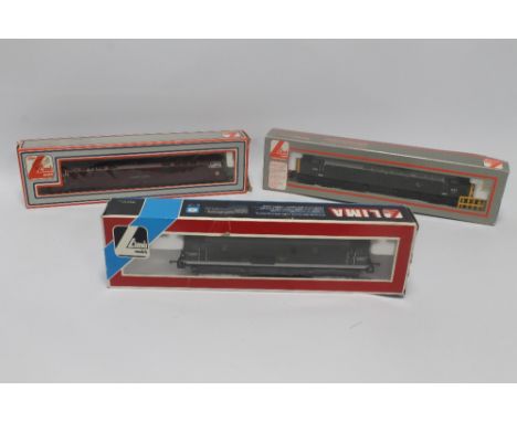 THREE BOXED LIMA 'OO' GAUGE LOCOMOTIVES to include Class 52 diesel D1062 'Western Courier', Class 73 E6003 diesel and Class 4