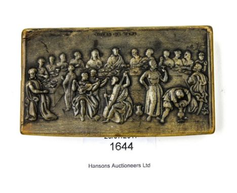 A carved horn 19th Century snuff box depicting Last Supper (1) 