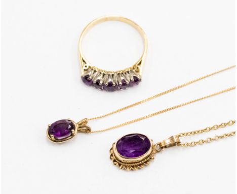 Two amethyst 9ct gold pendant necklaces and a five stone amethyst yellow gold ring, (marks indistinct), ring size P, combined