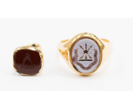 A yellow metal  Gold seal ring size S; together with Masonic seal in gold coloured mount with a combined total gross weight o