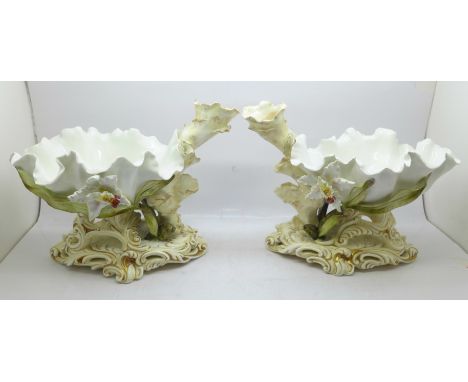Two Moore Bros. shell shaped ceramic centrepiece dishes 