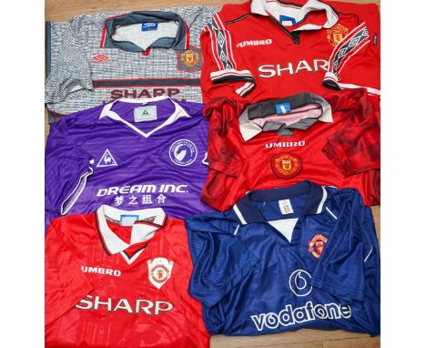 Manchester United late 90s - early 00s&nbsp; shirts to include Beckham blue away, Blomqvist home, Umbro Vapatech, etc sizes m